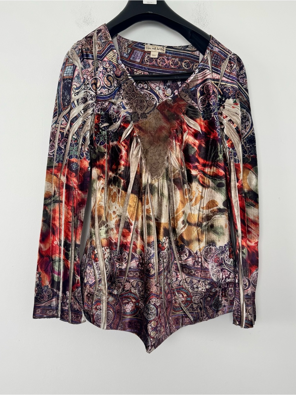 Live and Let Live Y2K Paisley Shimmer Blouse Women's M Bell Sleeve Metallic Top